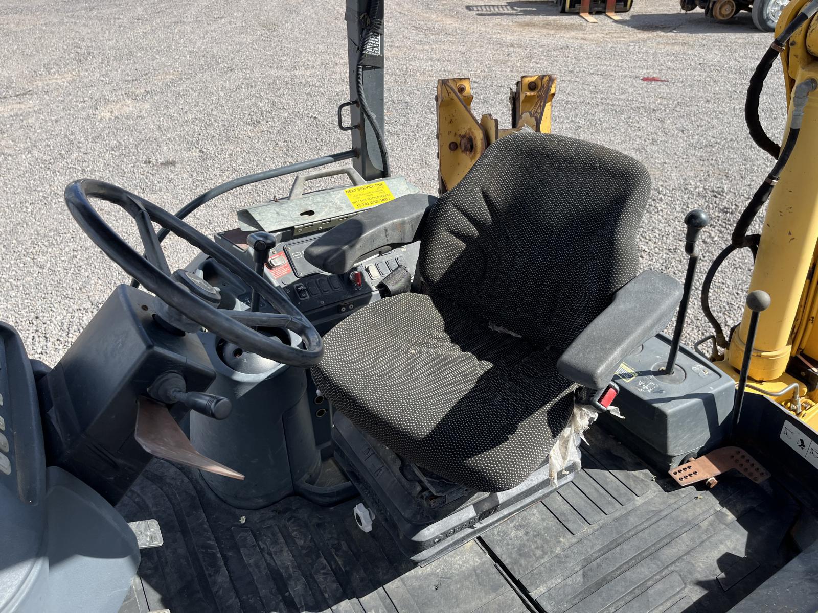 ./imagenes/INVOICE/2019/17749/BACKHOE JOHN DEERE 310SG (3).JPG